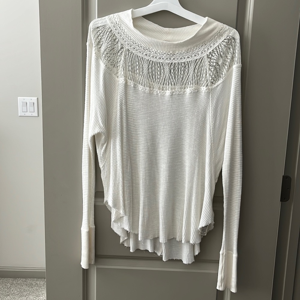 Free people white waffle knit long sleeve top with lace. Size Small